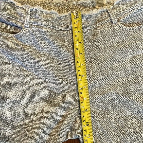 Alexander Wang Pants. Frayed edges. Textured. Grey, heathered. Small? - Picture 9 of 9